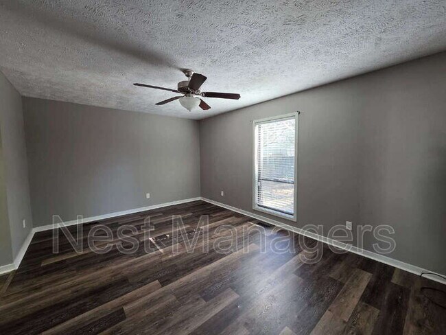 Building Photo - 4491 Briton Ct