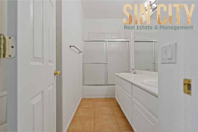 Building Photo - 497 Fiddlehead Ave