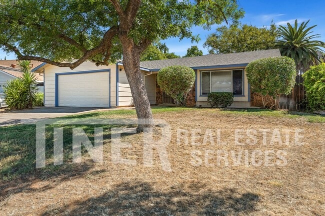 Building Photo - 10237 Country Way
