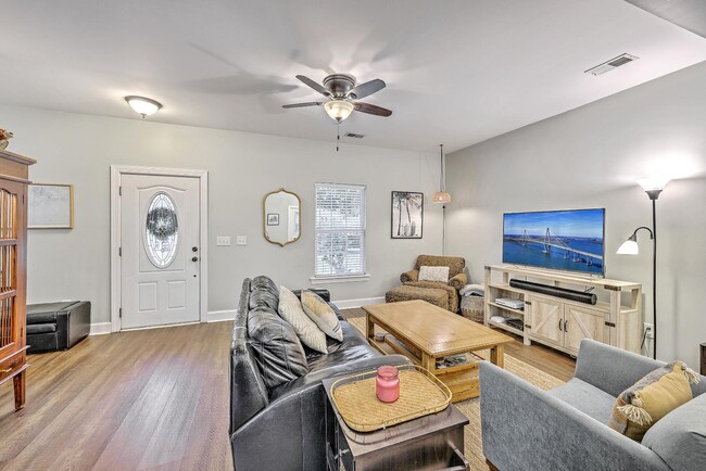 Building Photo - 1757 Sailfish Dr