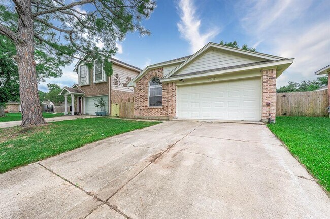 Building Photo - 103 Avocado St