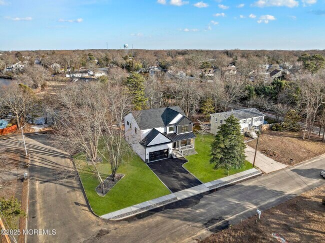 Building Photo - 239 Berkeley Dr