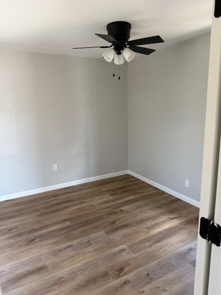 Building Photo - 301 Holland St