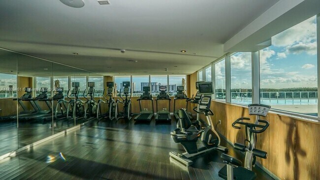 Building Photo - 400 Sunny Isles Blvd