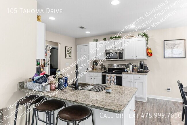 Building Photo - 105 Tahoma Dr