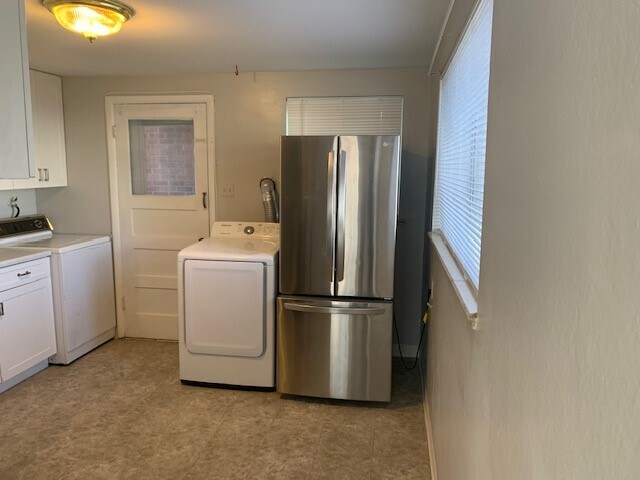 Building Photo - 1119 Clinton St