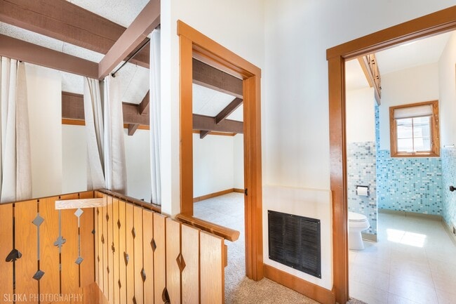 Building Photo - 2712 Ridge Ave