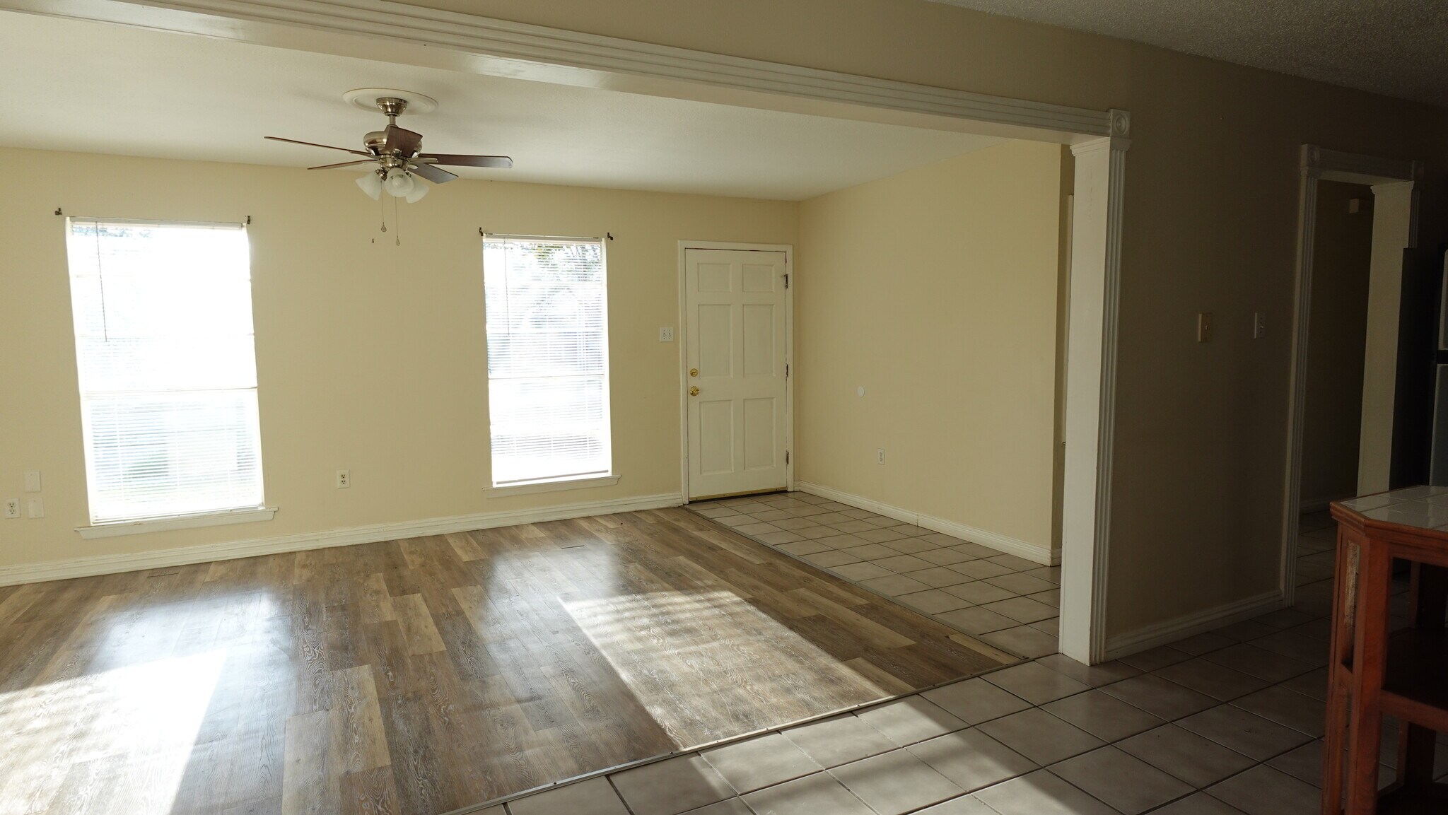 Building Photo - 623 S Cypress St