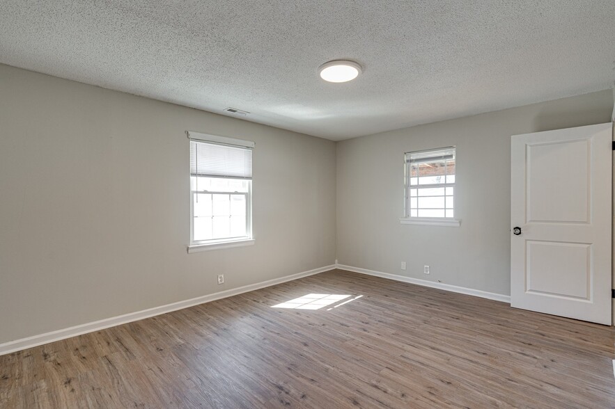 Building Photo - 48 Vero Beach Ave