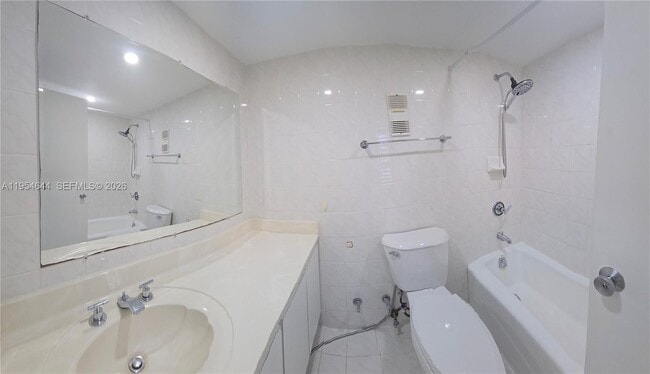 Building Photo - 9431 SW 4th St