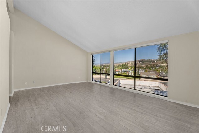 Building Photo - 33532 Valley View Ct