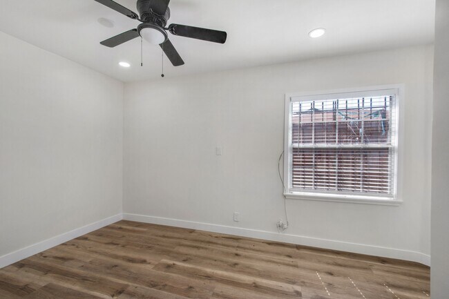 Bedroom 2 - 1002 W 122nd St