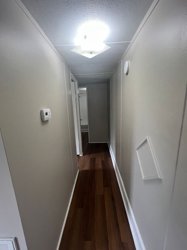 Building Photo - 3 Bedroom, 2 Bath Home (WAXHAW, NC)