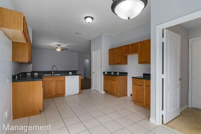 Building Photo - 3 br, 2 bath House - 622 NW 27th Street