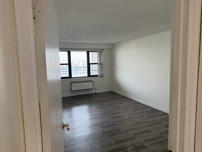 Building Photo - 7855 JFK Blvd E