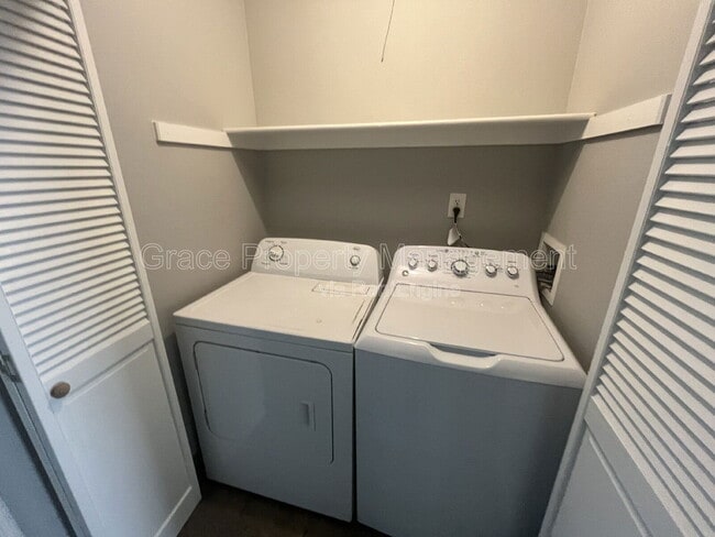 Building Photo - 2909 W 81st Ave