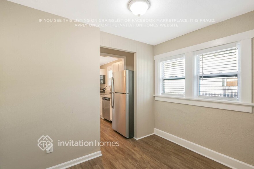 Building Photo - 4102 12th Ave S