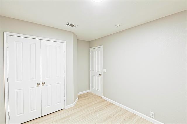 Building Photo - 1909 Morning Dove Dr