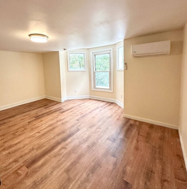 Building Photo - 199 New Scotland Ave