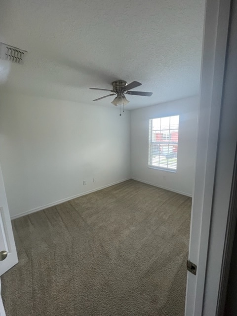 Building Photo - 585 Cresting Oak Cir