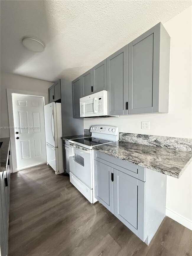 Building Photo - 26633 SW 138 CT