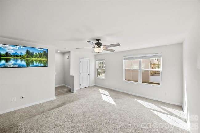 Building Photo - 708 Dillon Wy