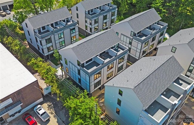 Building Photo - 4523 Radler Ct