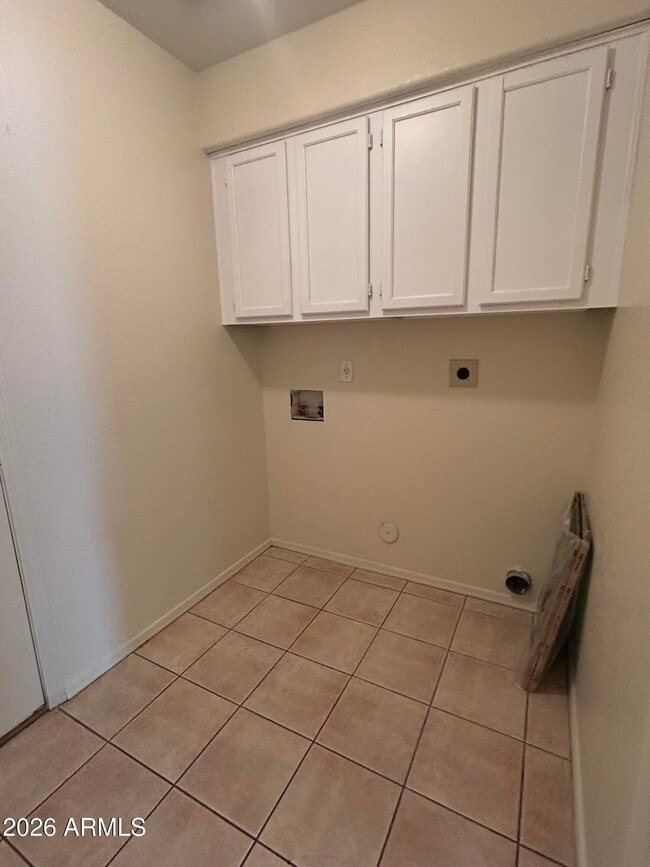 Building Photo - 51 N Del Pueblo Pl