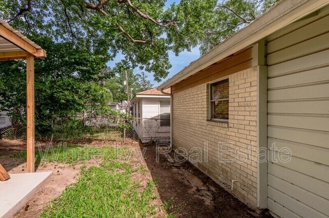 Building Photo - 1412 22nd St