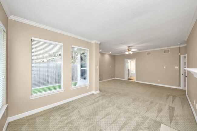 Building Photo - 5410 Deerbourne Chase Dr