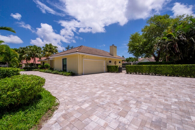 Building Photo - 1 Wycliff Rd