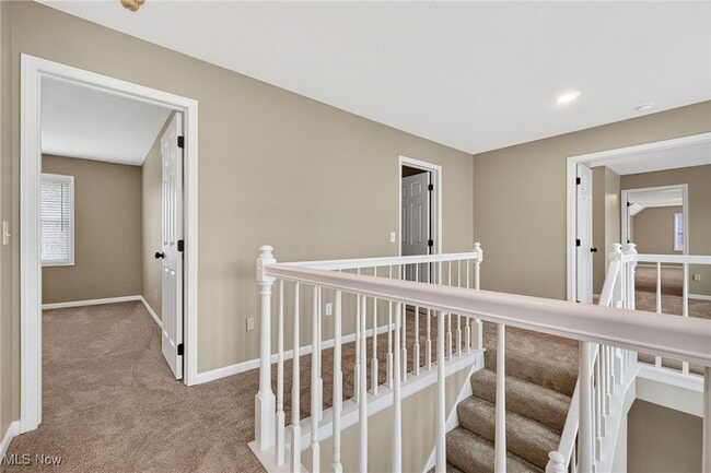 Building Photo - 6724 Larch Ct