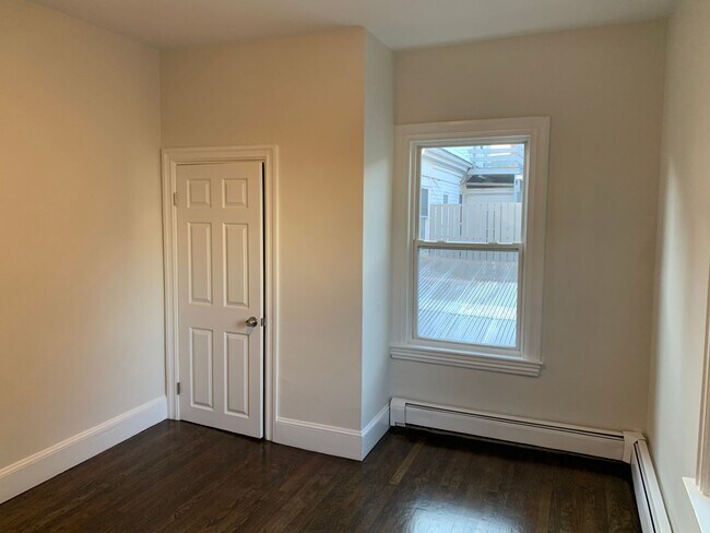 Building Photo - 38 Summer St