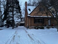 Building Photo - 608 Montrose Ave