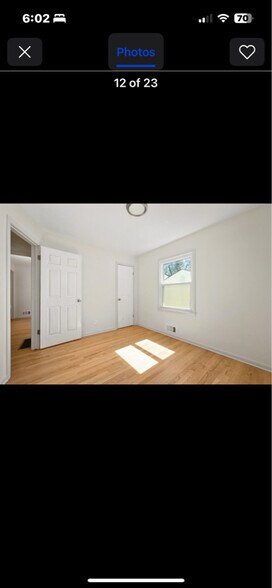 Building Photo - 8919 Grand Ave