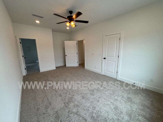 Building Photo - 106 Jennie Dr