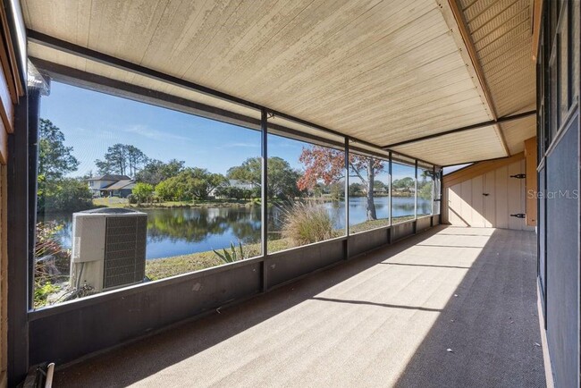 Building Photo - 4071 Shoreside Cir