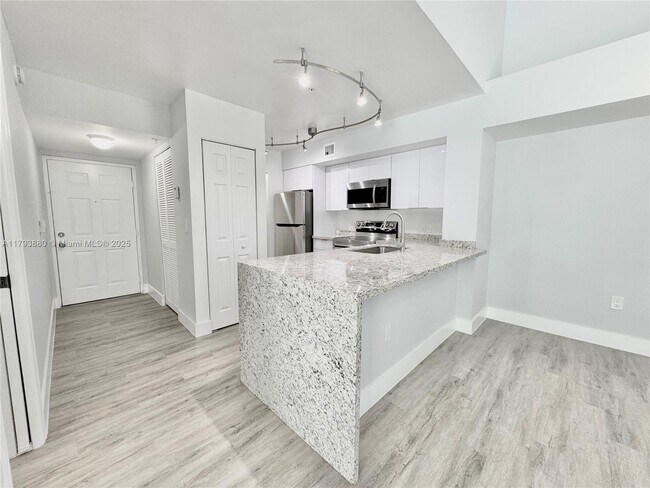 Primary Photo - 677 SW 111th Ave
