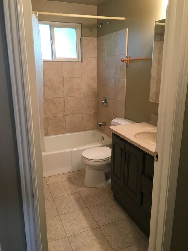 Building Photo - 6046 S 4000 W