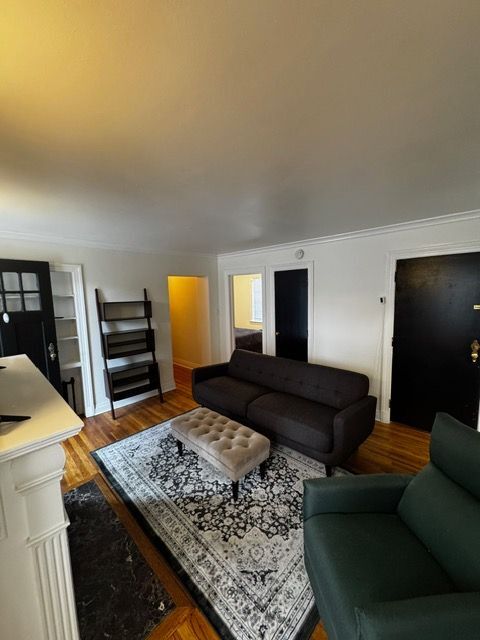 Building Photo - 612 Union St