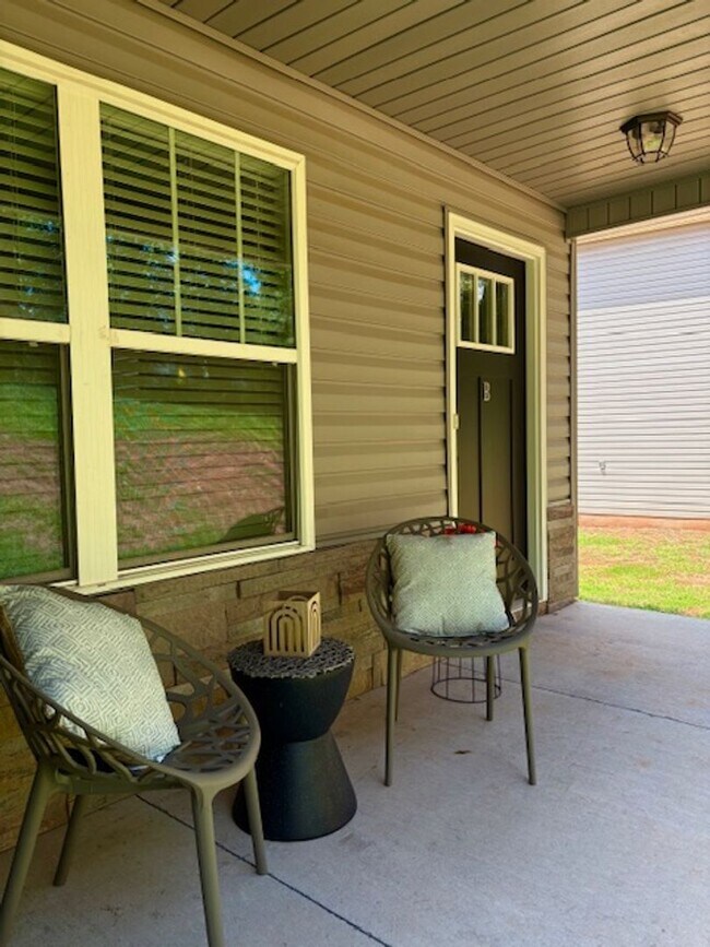 Building Photo - South 9th Street