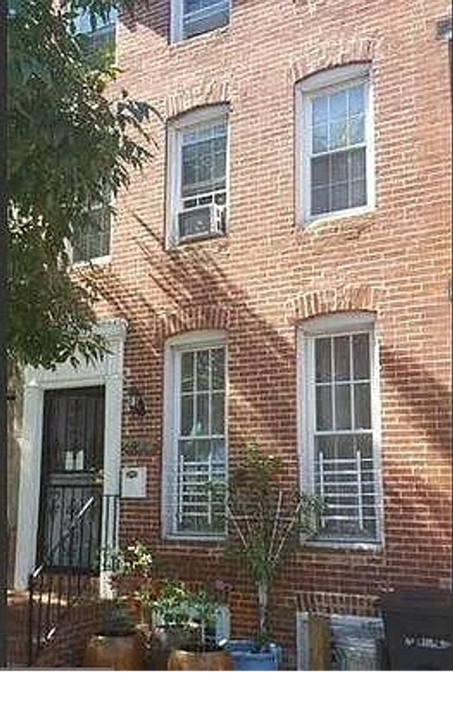 Primary Photo - 4 Bedroom 2.5 Bathroom Single Family Home