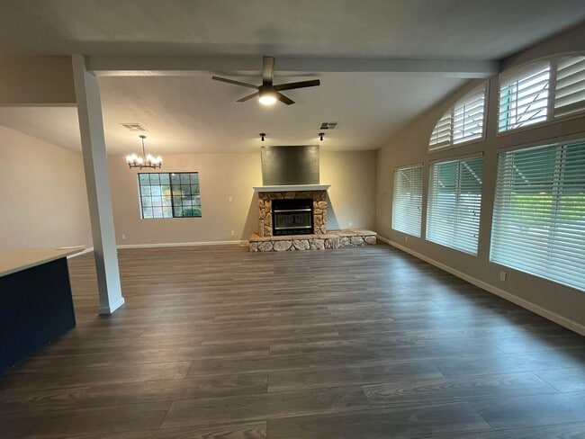 Building Photo - Beautifully remodeled Two Bedroom Two Bath...