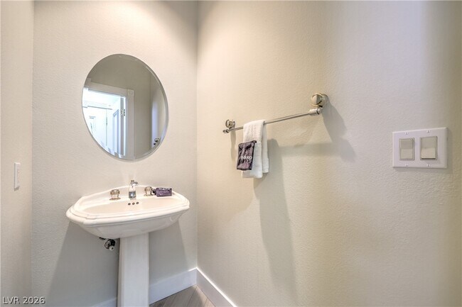 Building Photo - 7520 Captains Harbor Dr