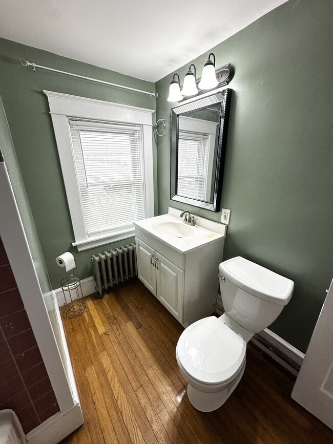 Building Photo - 24 Stone St