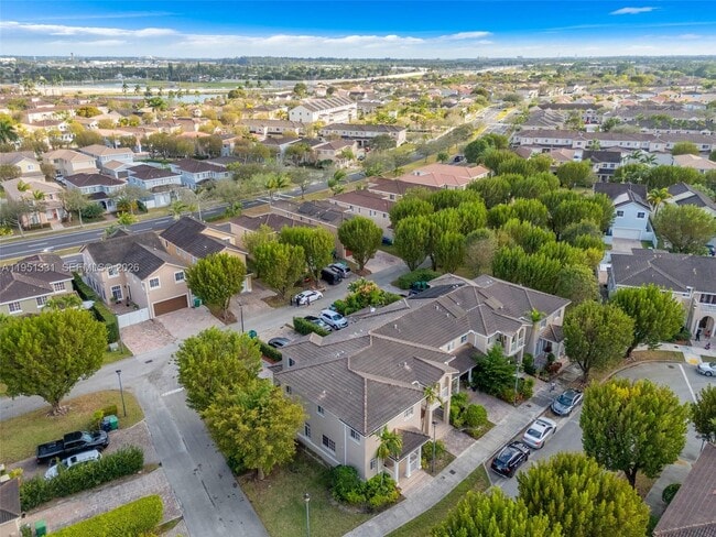 Building Photo - 27301 SW 140th Ct