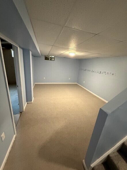 Building Photo - 12 Paynter St