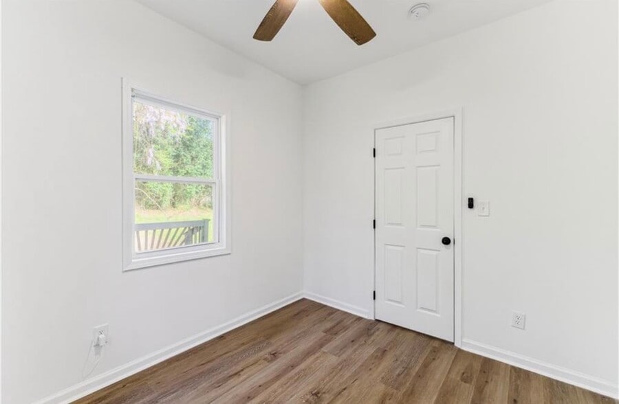 Building Photo - 437 Collier Ridge Dr NW