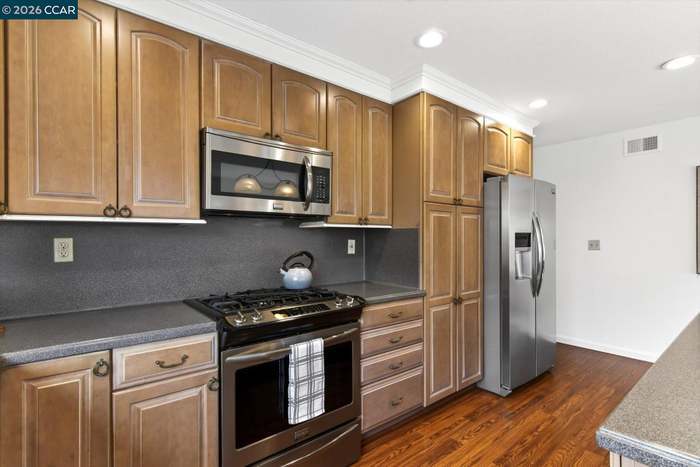 Building Photo - 3409 Loreto Dr