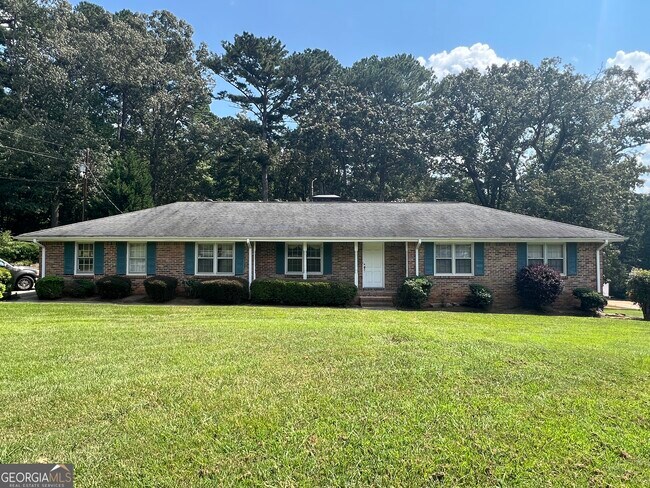 Primary Photo - 215 Old Oxford Rd